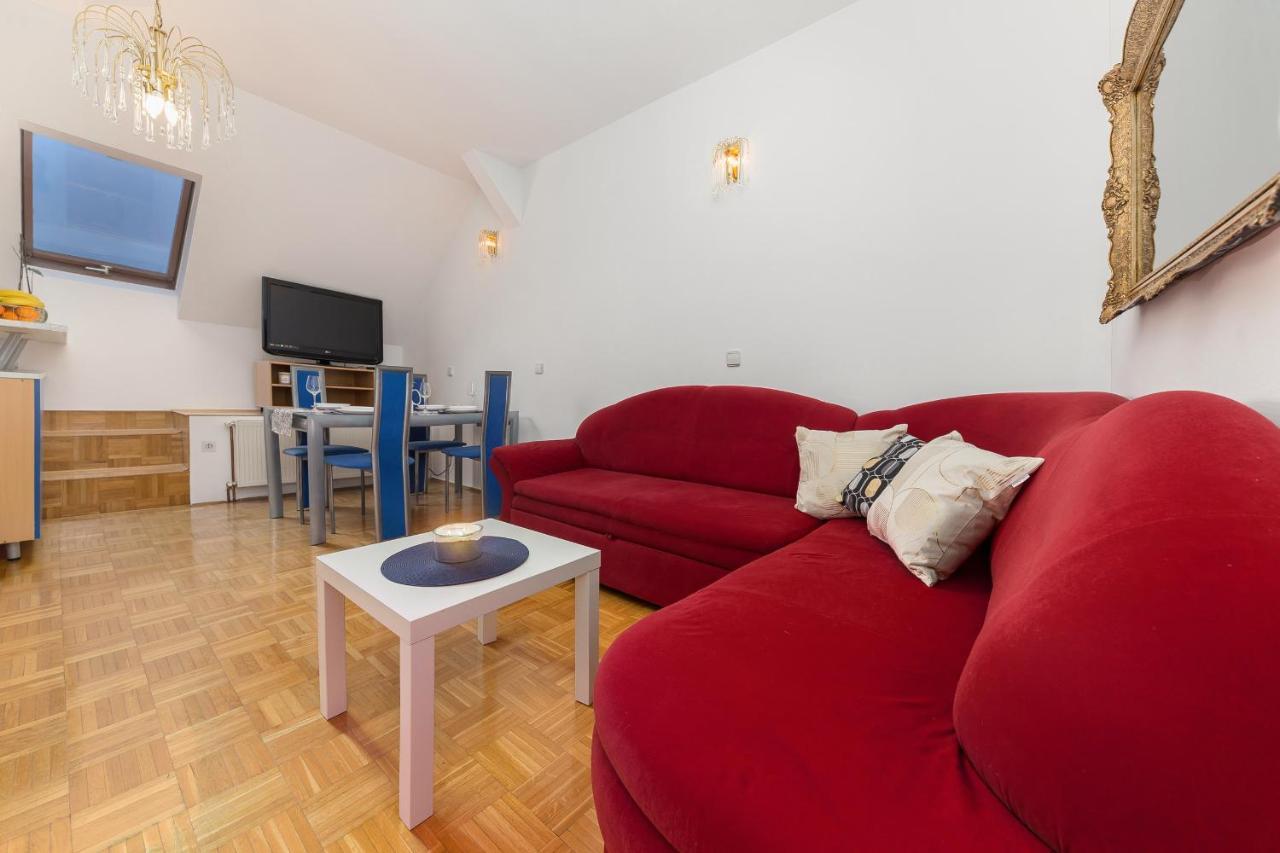 Apartma Lea Slovenj Gradec Buitenkant foto